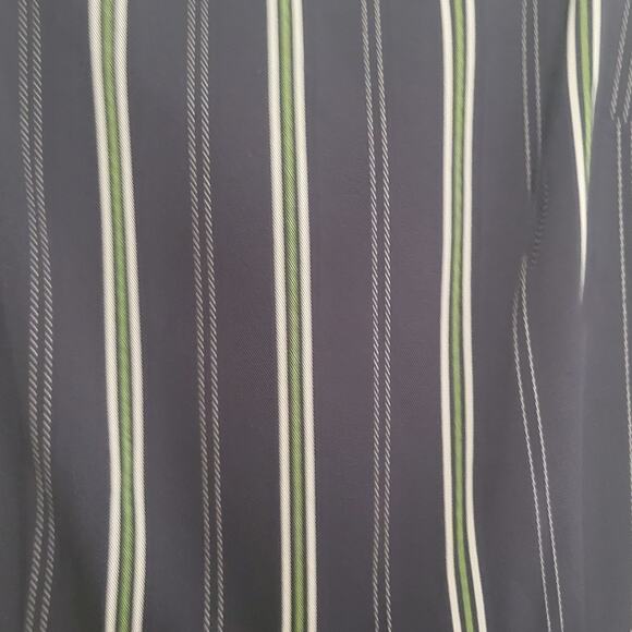 Size 0 Cupcakes and Cashmere navy blue & green striped sleeveless jumpsuit - Picture 4 of 5